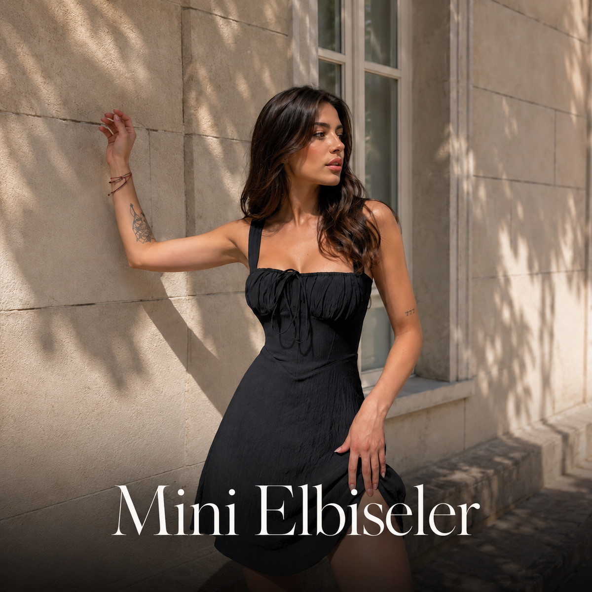 Mini Elbise
