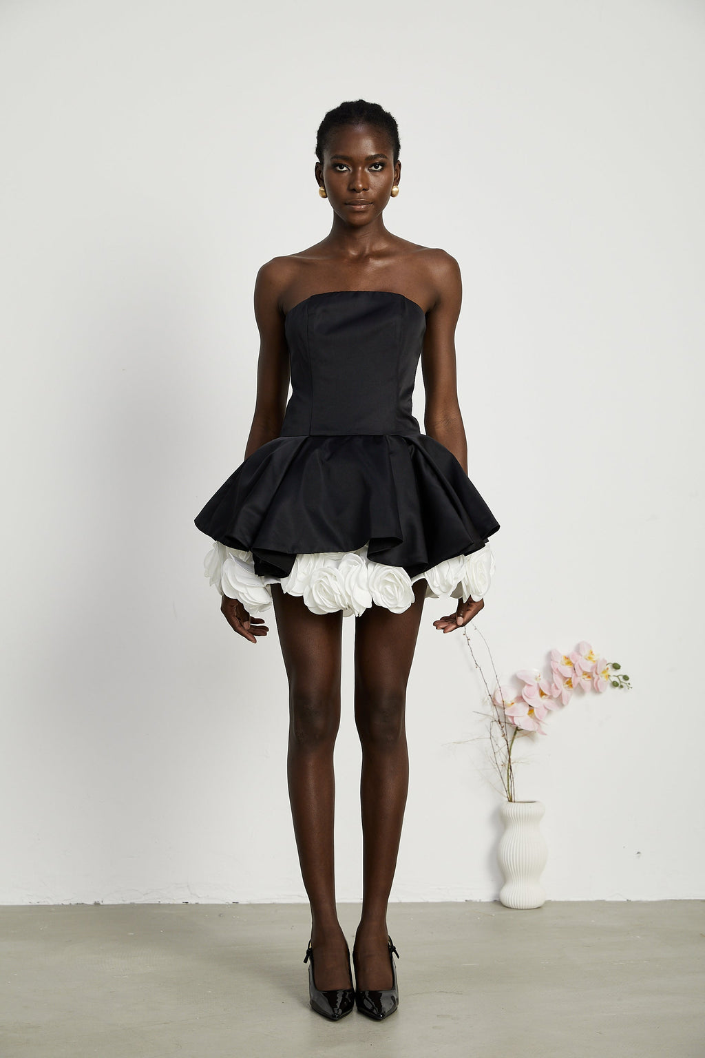 Lucie Siyah Petal Katmanlı Straplez Korse Mini Elbise