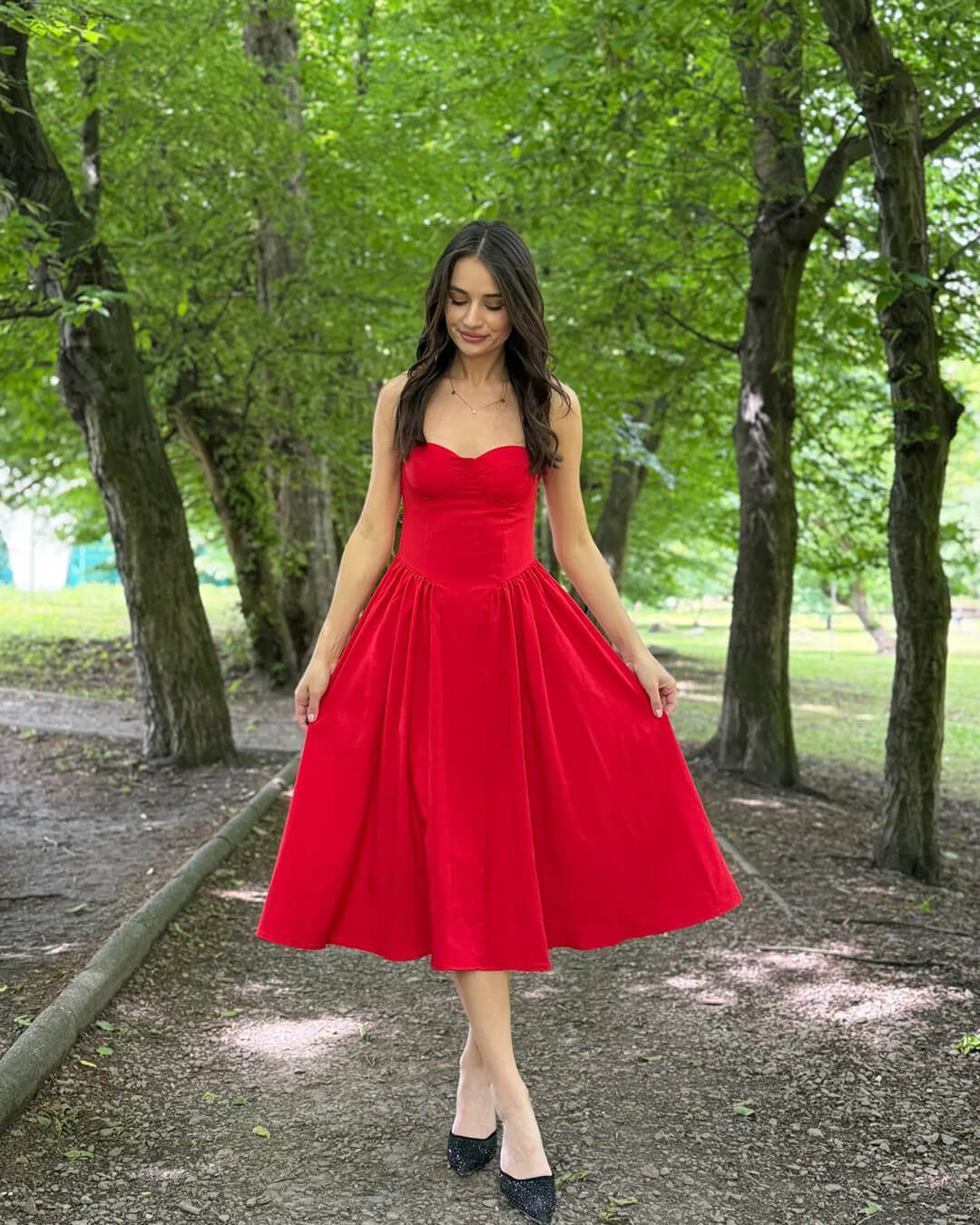 Annika Sleeveless Strap Midi Dress