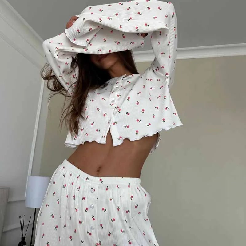 Aiza Uzun Kollu Çiçek Desenli Pijama Takımı