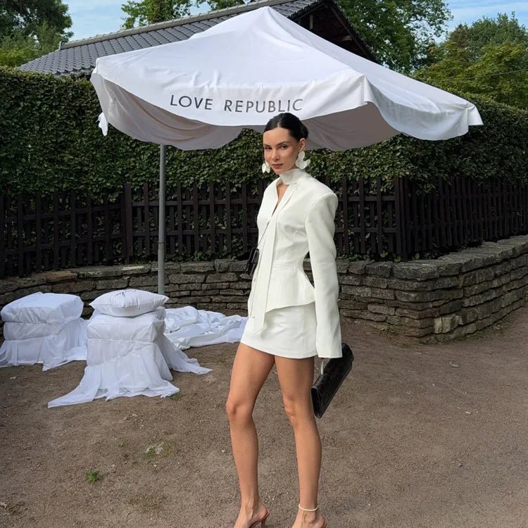 Lexie Belden Sıkılaştırılmış Blazer Ceket ve Etek Takımı
