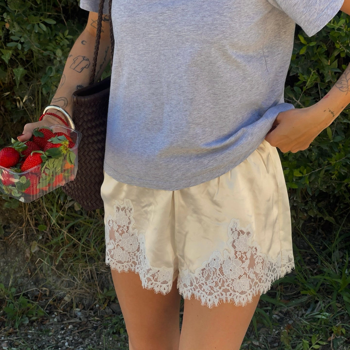 Rosa Saten Şort