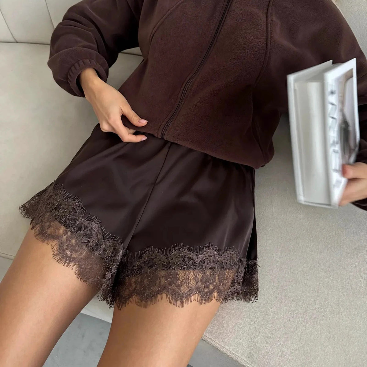 Suzette Dantelli Saten Şort