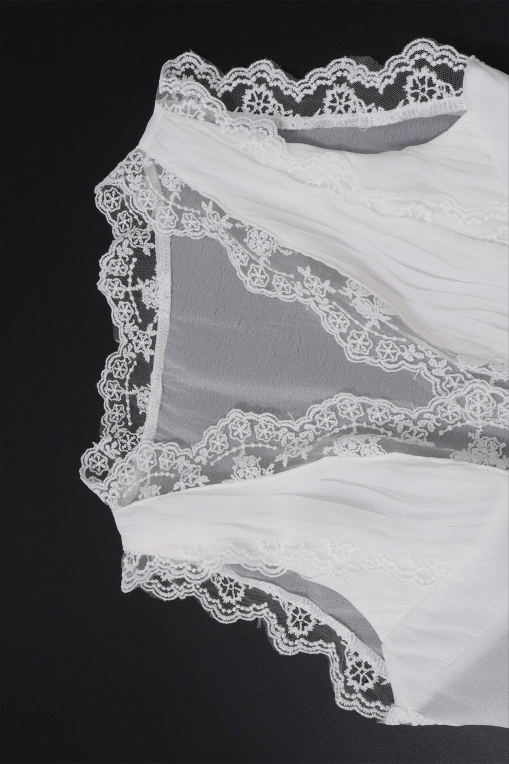 Guinevere Lace Trim Tie Back Skirt Set