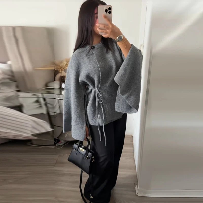 Suzette Yırtmaçlı Yarasa Kollu Hırka