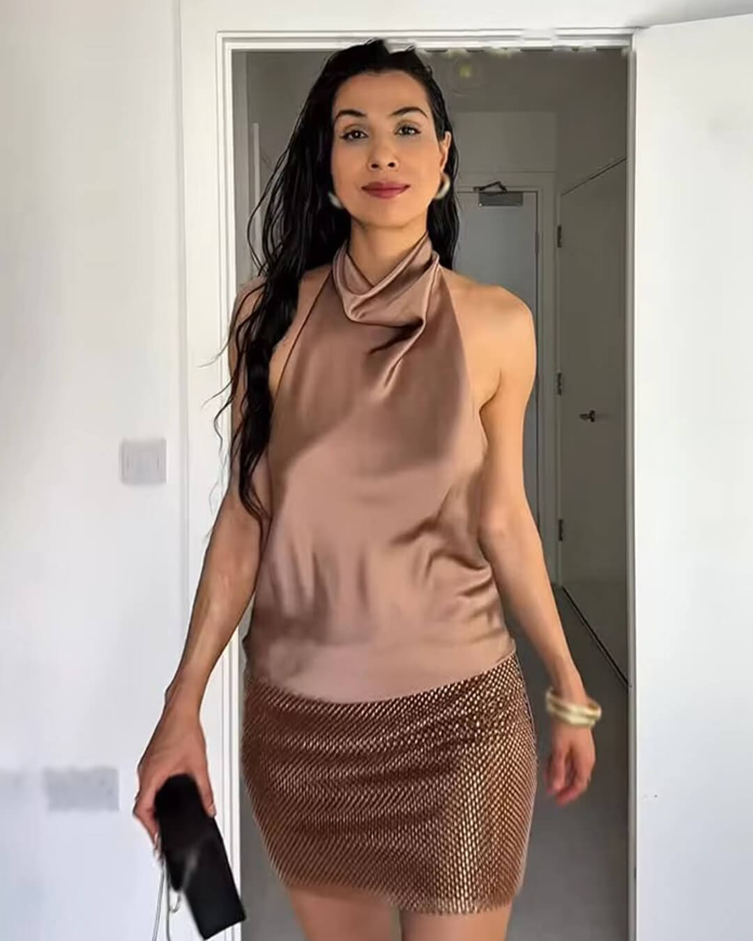 Anastasia Askılı Sırtı Açık Saten Bluz