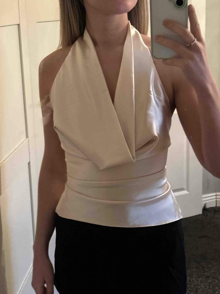 Jeriza Deep Neck Halter Tank Top