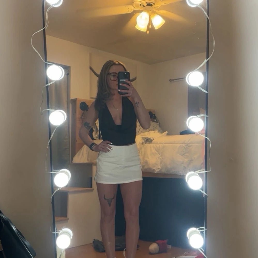 Jeriza Deep Neck Halter Tank Top
