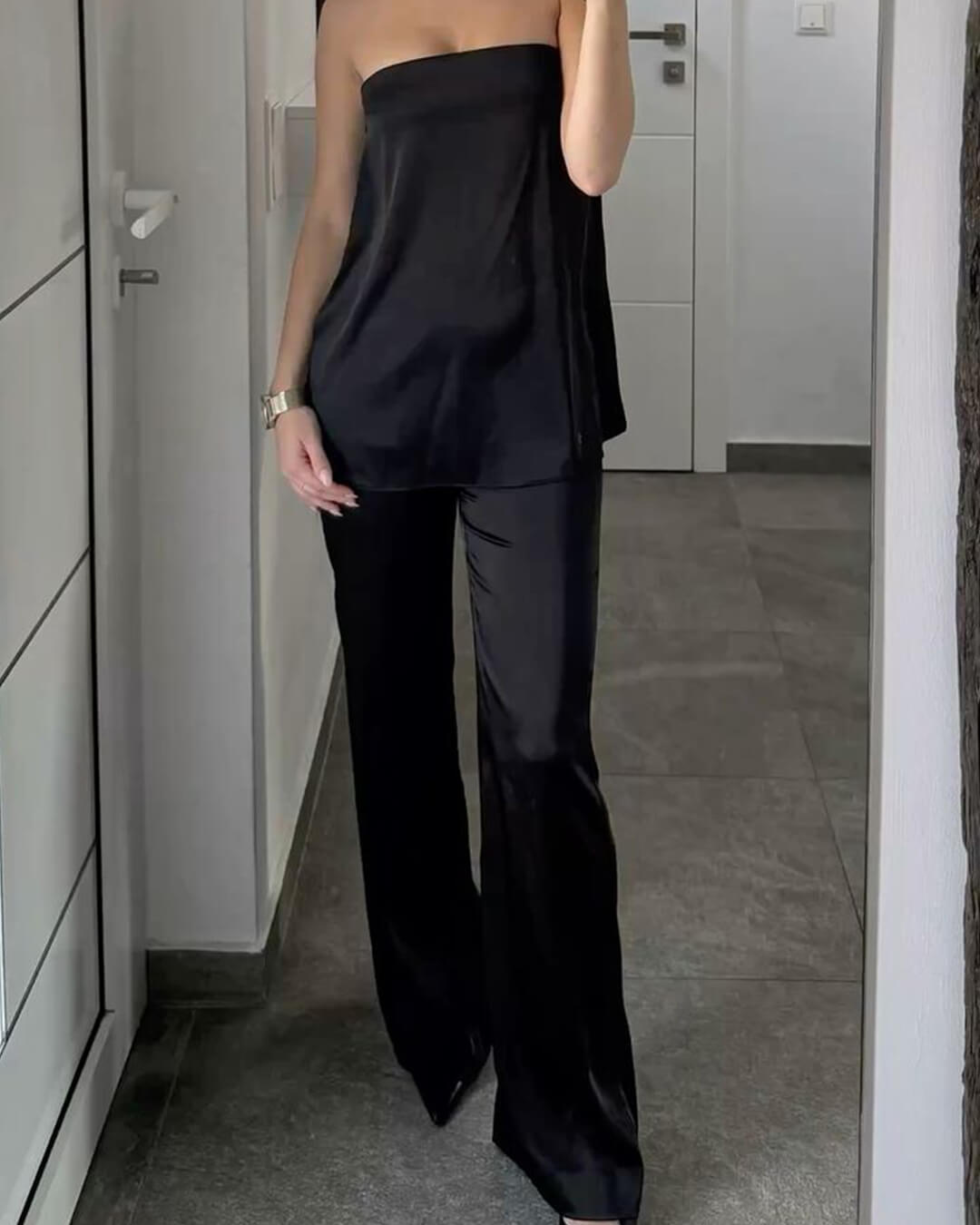 Wendy Geniş Paçalı Saten Pantolon